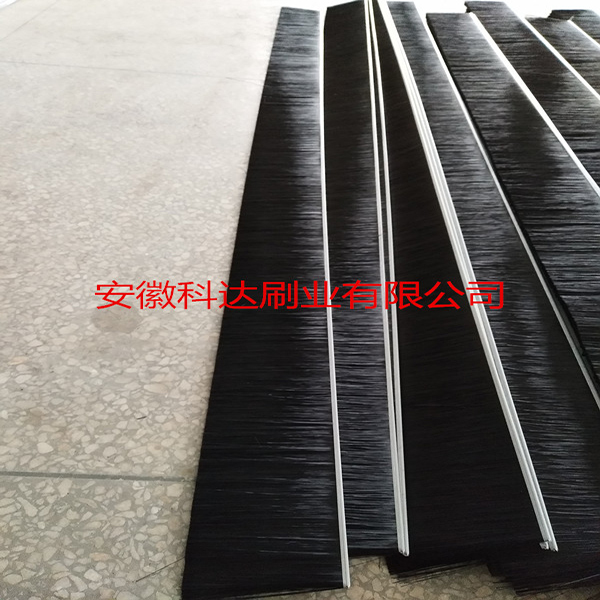 http://www.lo51v.cn/uploads/allimg/210511/1-2105110930350-L.jpg
