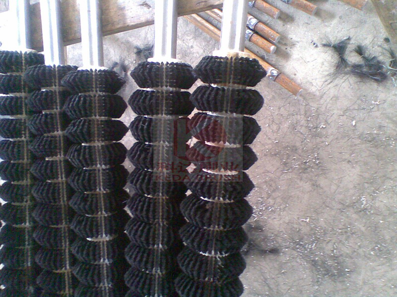 http://www.lo51v.cn/uploads/allimg/210511/1-210511112J00-L.jpg